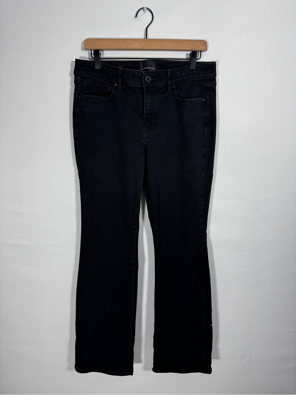 WJ35 {WHBM} "Mid Rise Bootcut" Black Boot Cut Mid Rise Denim Jeans